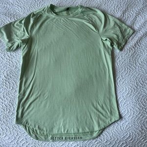 Men’s Lululemon Athletic / Casual Shirt
